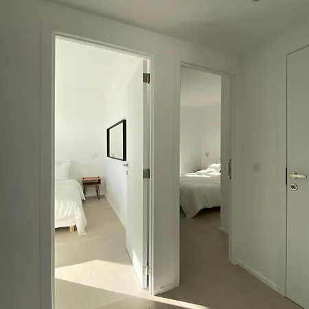 فيلة Superbe Petite Moderne Surplombant La *